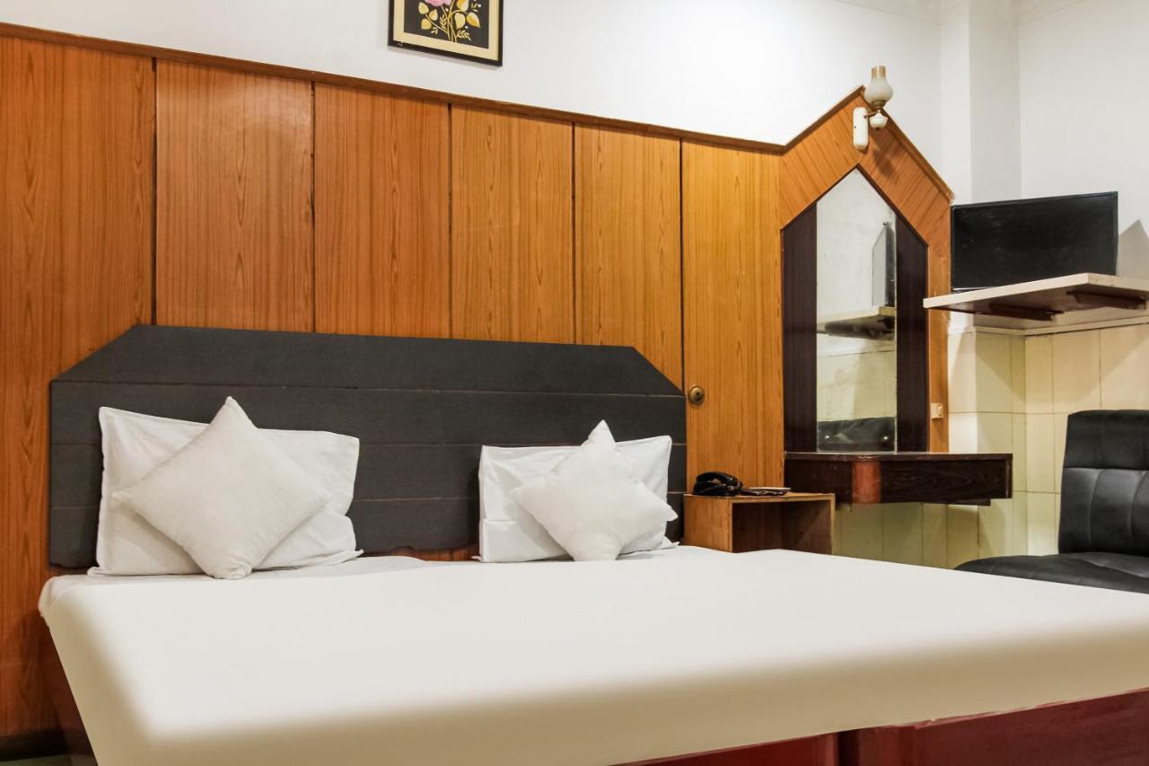 Spot On 43451 Hotel Sakunthala International Тирунелвели Экстерьер фото